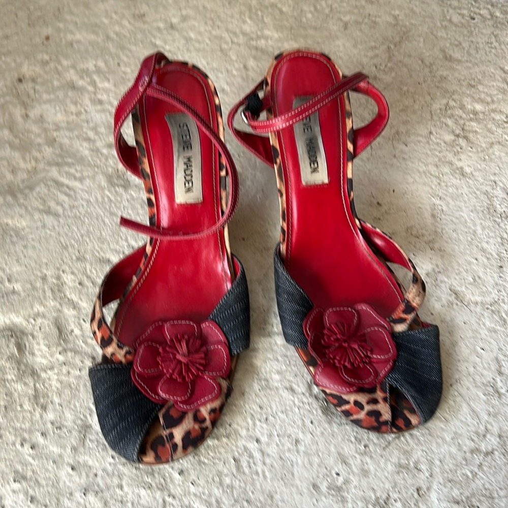 Steve Madden leopard heels